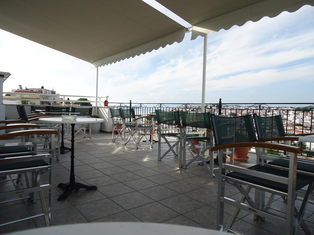 Pension Margarita Скиатос Экстерьер фото