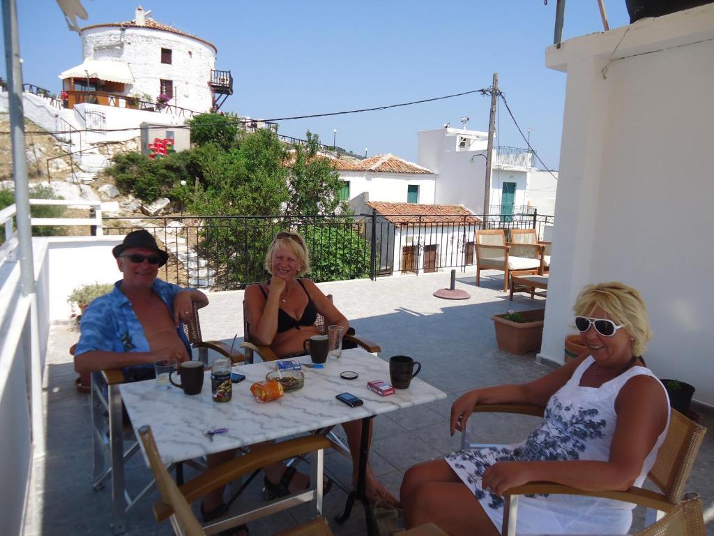 Pension Margarita Скиатос Экстерьер фото