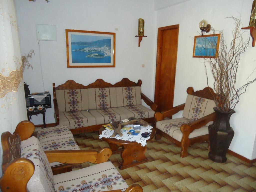 Pension Margarita Скиатос Экстерьер фото